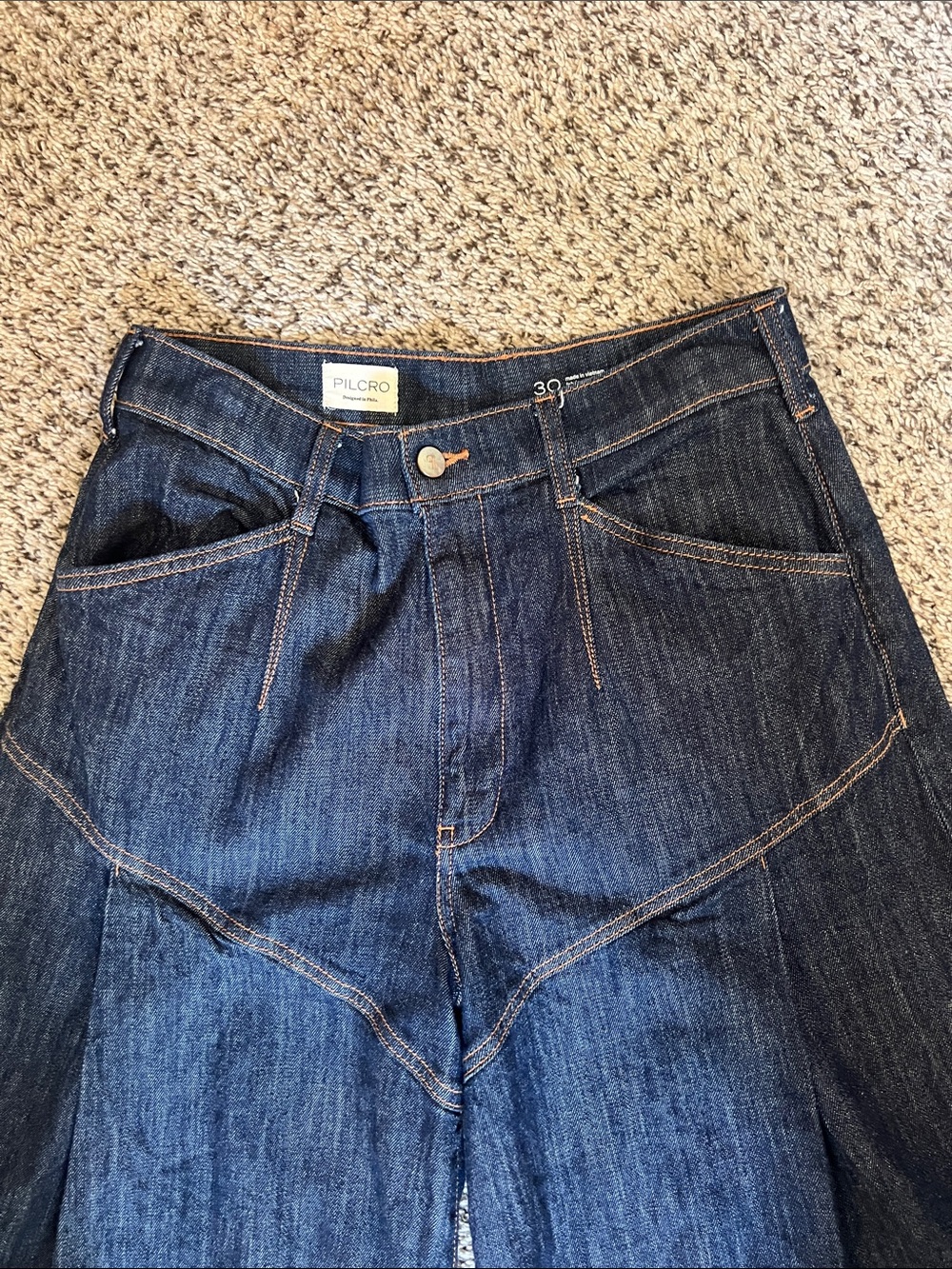 VGUC Pilcro Anthropologie Seamed Flounce High Rise Wide Leg Jeans. Size 30 - Picture 7 of 13